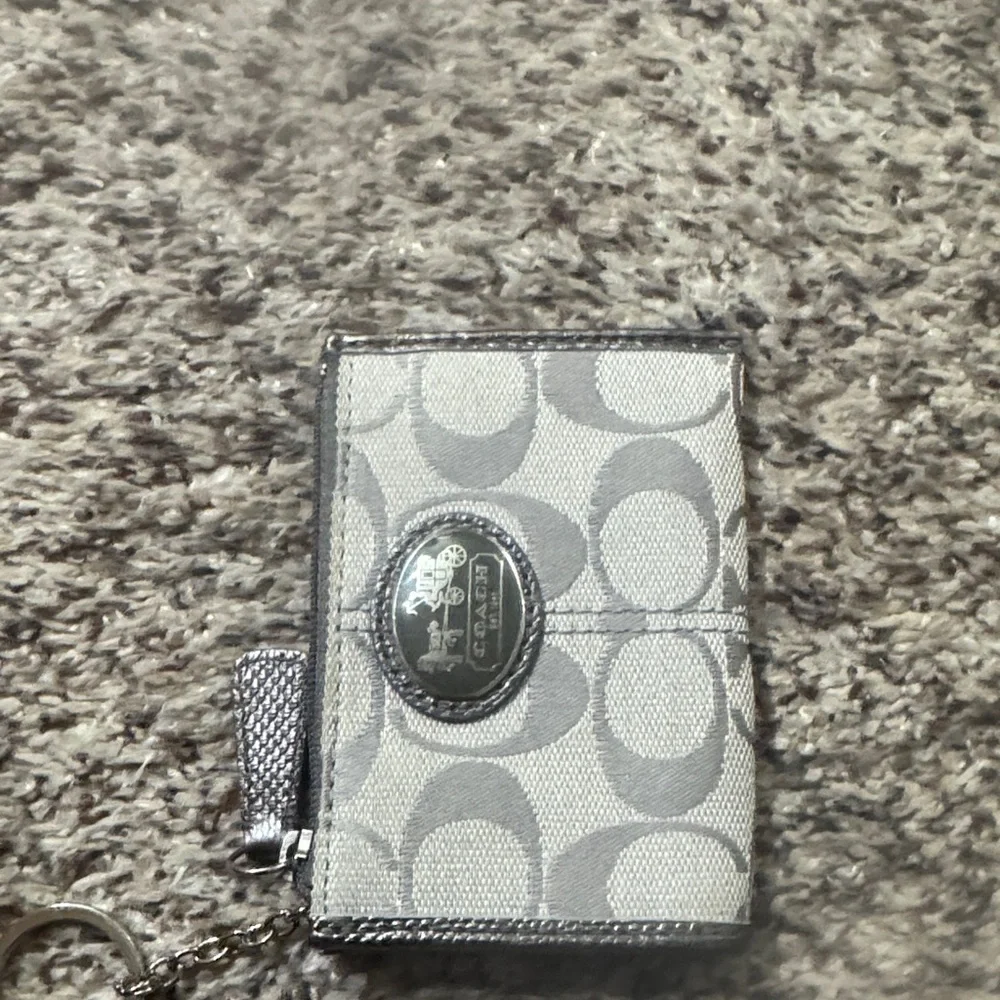 Coach Metallic Silver Signature Card Case Keychain - Picture 2 of 4